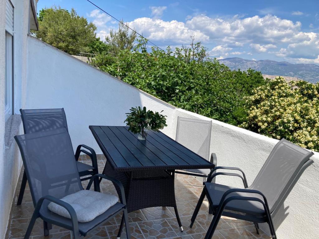 Apartmani Fijan Паг Экстерьер фото