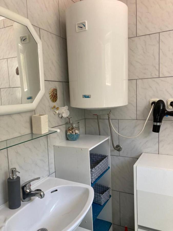Apartmani Fijan Паг Экстерьер фото